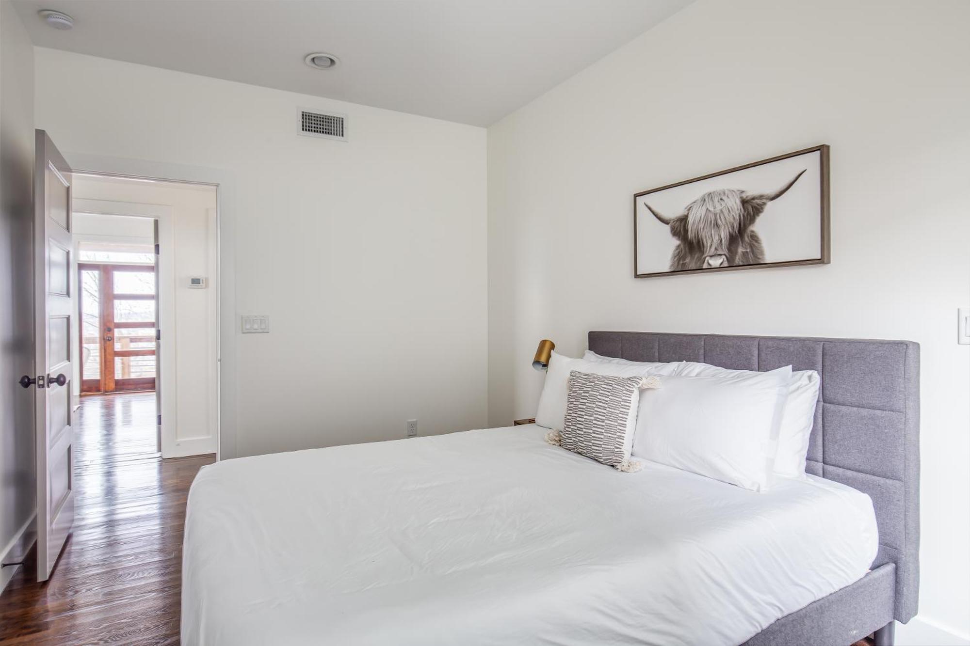 Whiskey House With Rooftop Golf, City Views! 8Min To Downtown! Sleeps 9! Нэшвилл Экстерьер фото